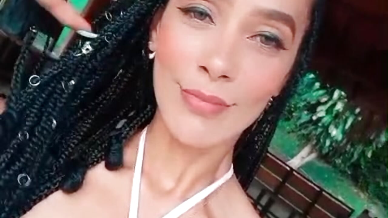 Relax time - video by Kloeh_Star cam model