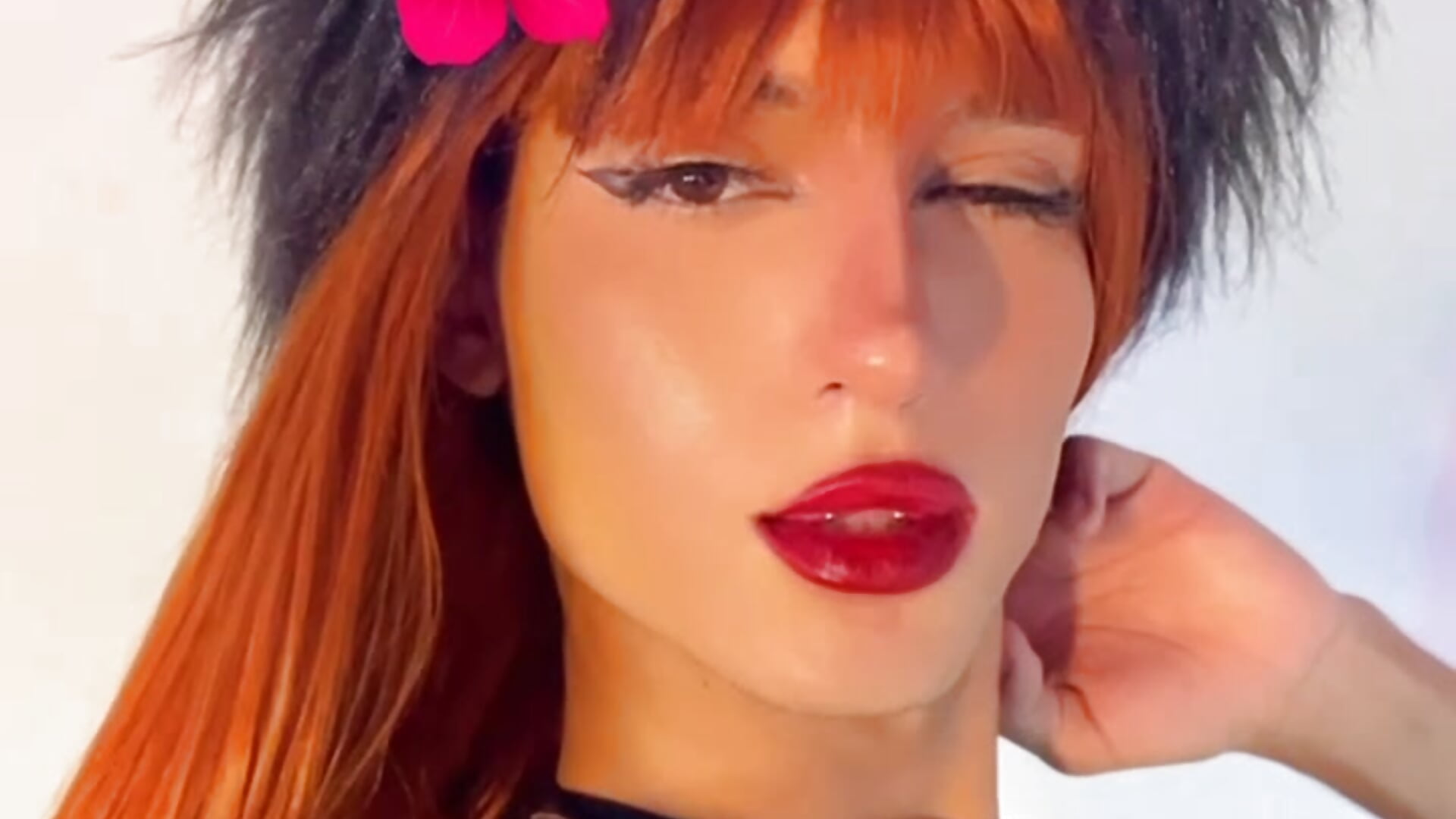 hello - vídeo de la modelo de cam IviMiller@xh