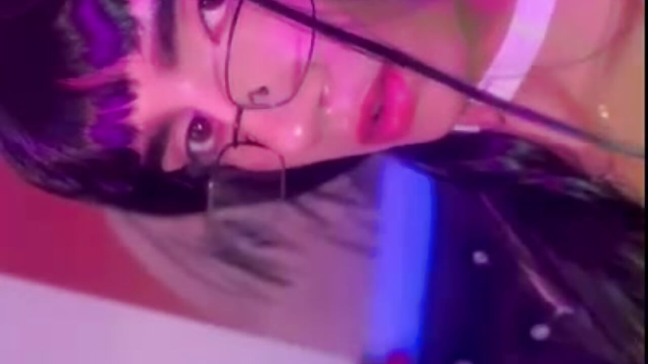 bunny - vídeo de la modelo de cam IviMiller@xh