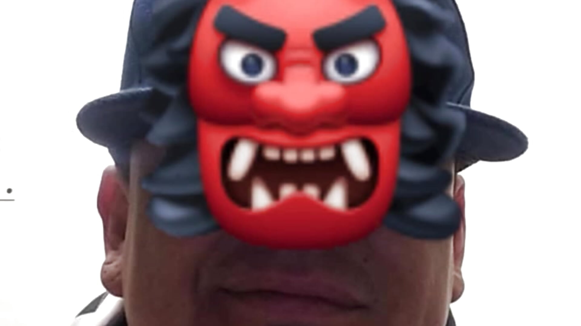 1000107241 - video by 825Danie cam model