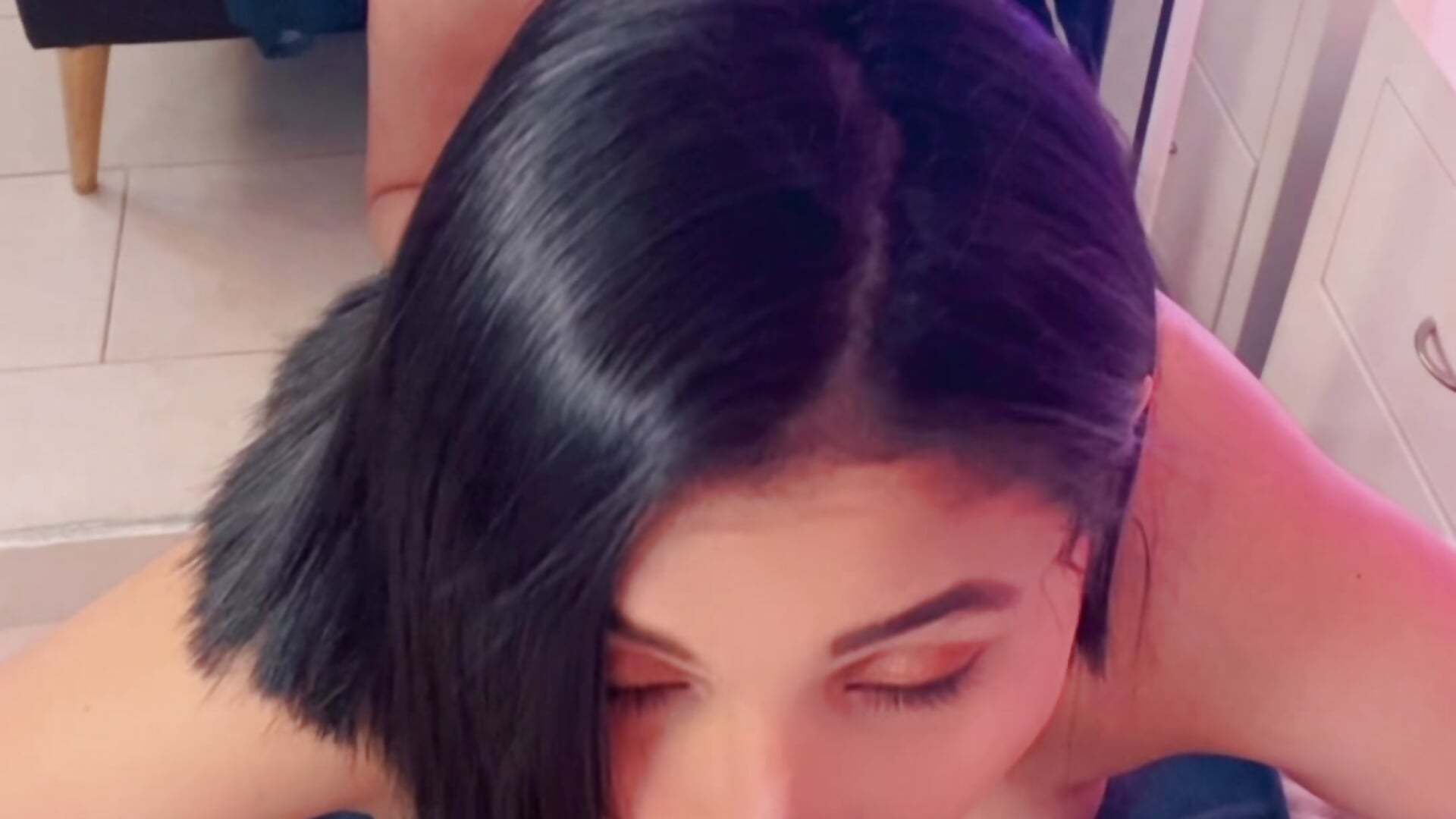 heyyy 😍 🤭 go check it out and tell me what you think 🥰 - video oleh model kamera caroline__muller