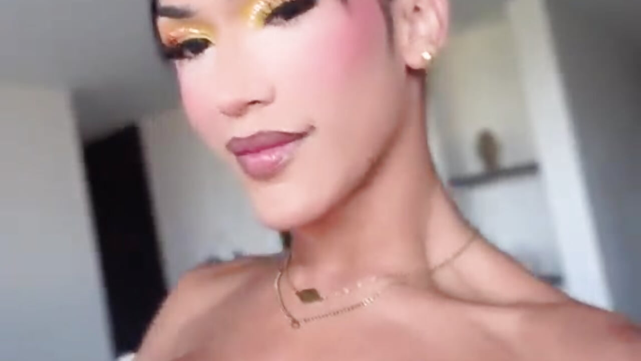 ♥ - video di CandyaseretT modella di cam