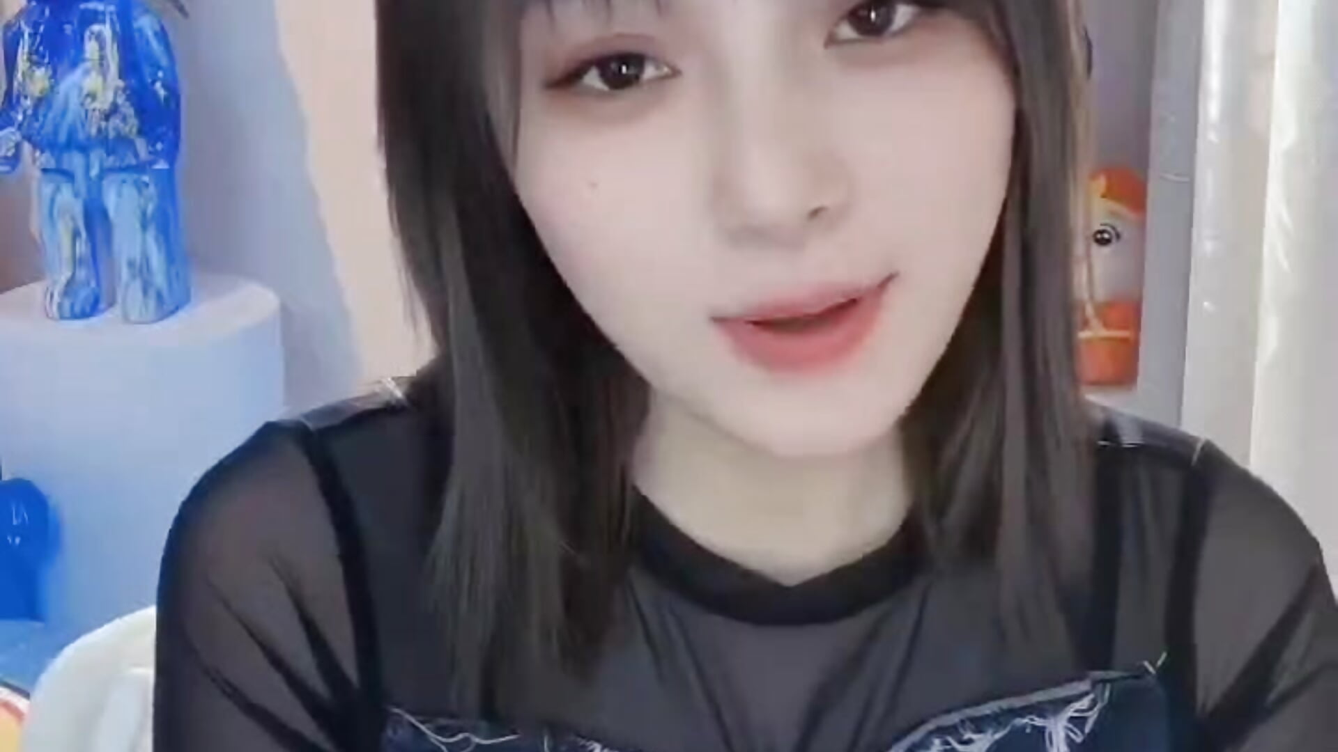 MG_0445 - video by xiaoqiao_ss cam model