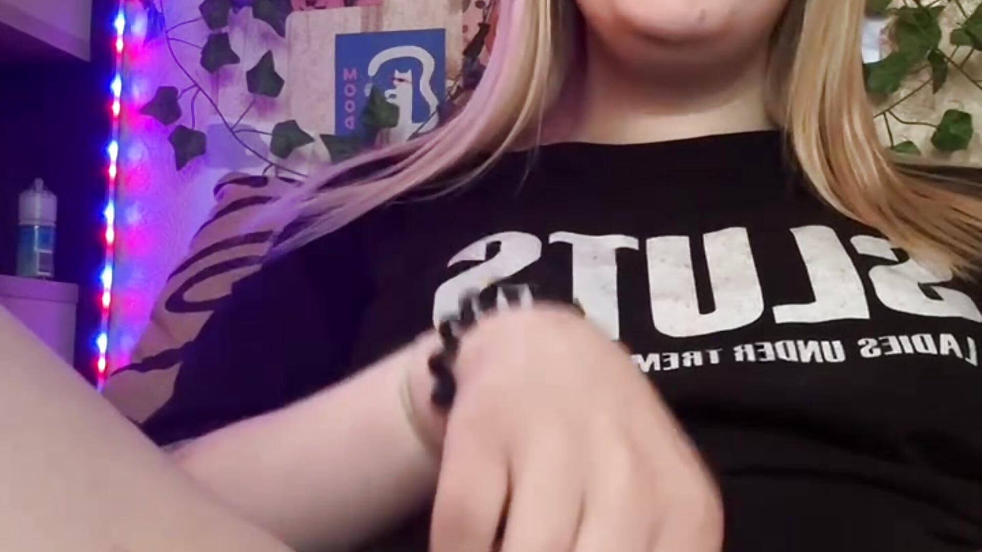 cummm - video by myrzilka cam model