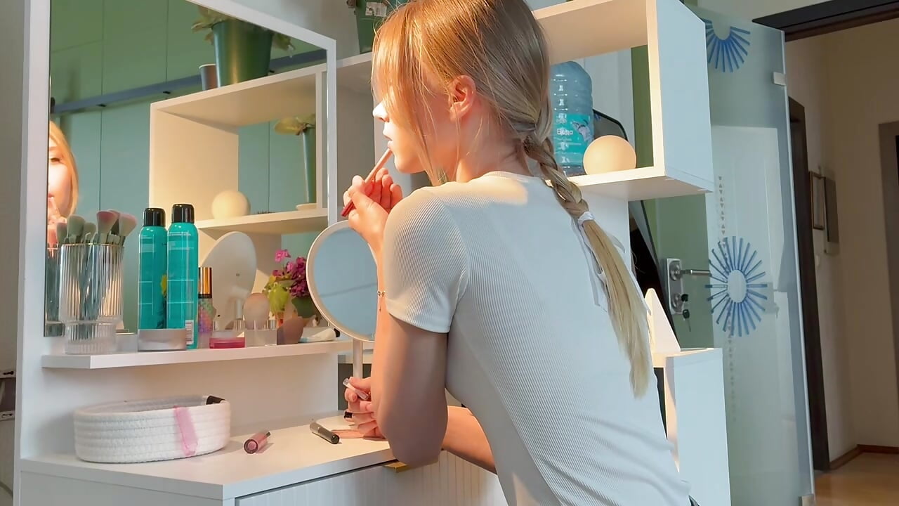 :: - video by BridgetGellings cam model