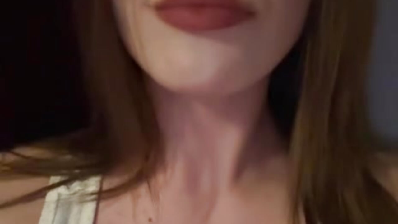 Mia 🦄 - Miyaakohaana adlı kamera modelinin videosu