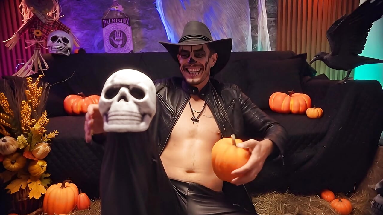 🎃 - video by damian_bull cam model