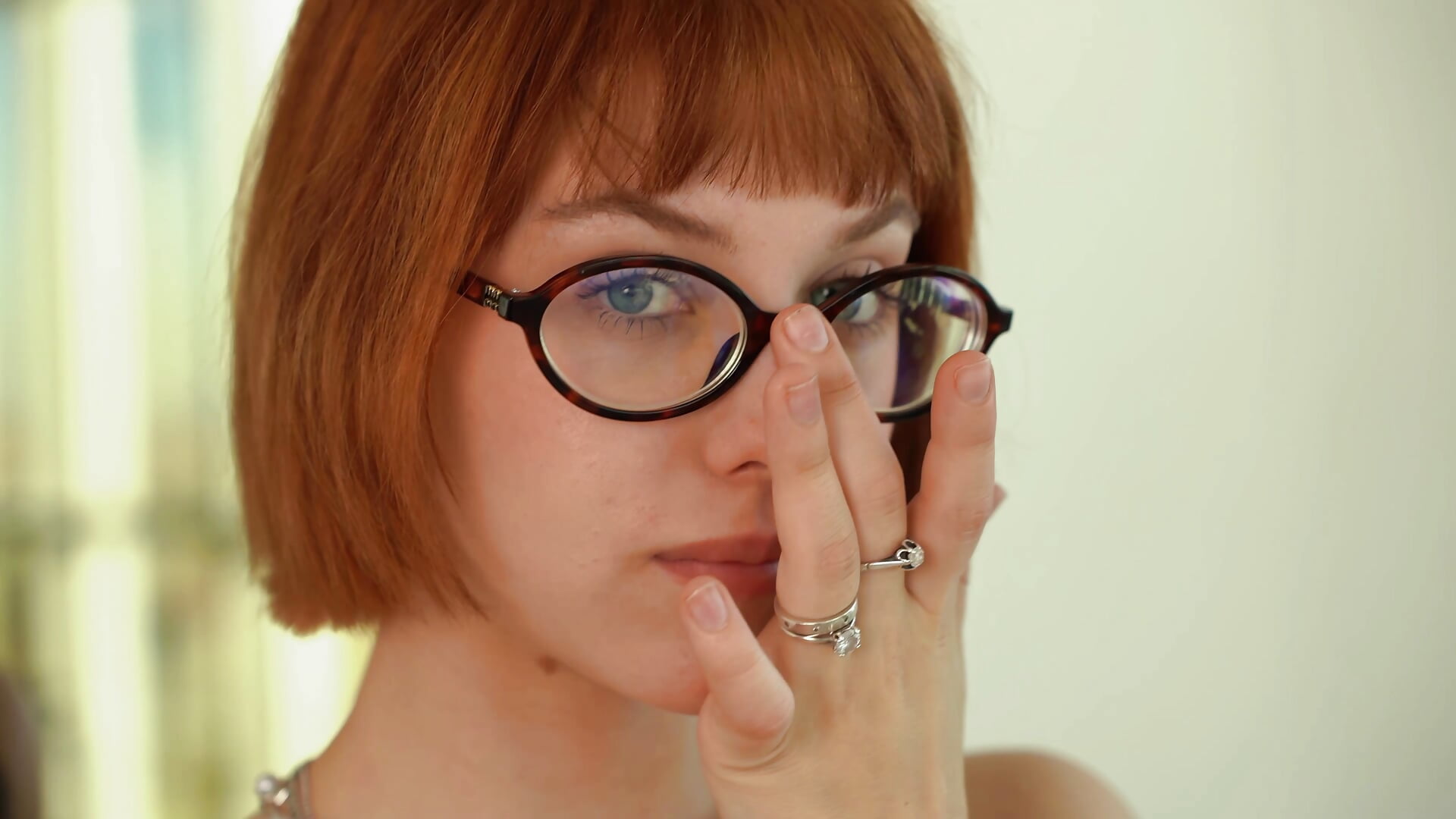 Is bodysuit suitable for me? - video di Only_April modella di cam