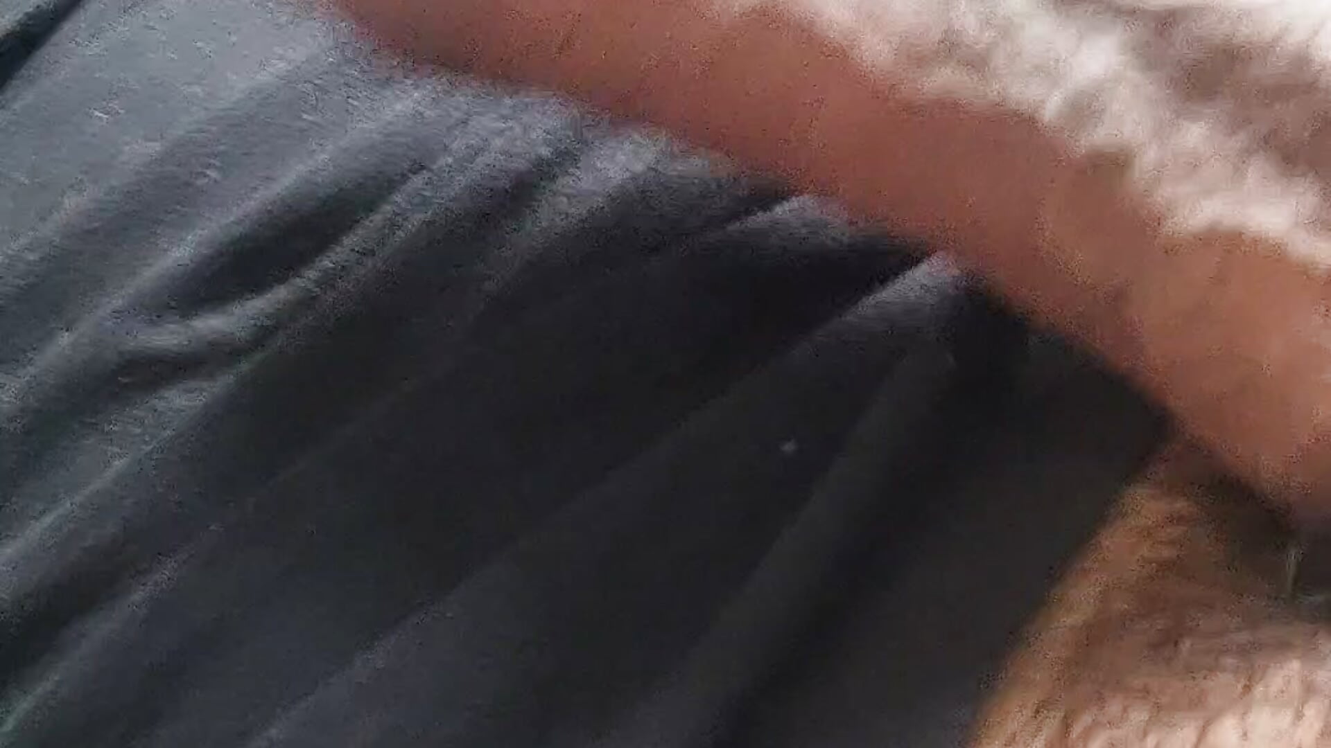 I got something 4 you ☺️ – video af PlayPartyy