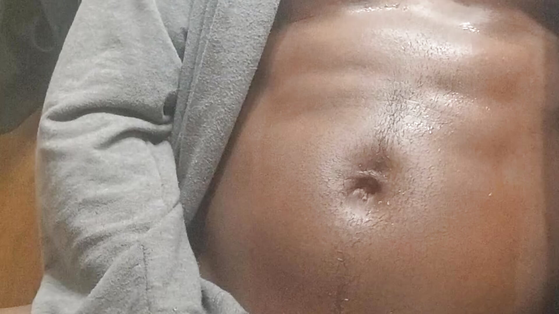 Dilf masturbation - video by MoonlikePolicy727 cam model