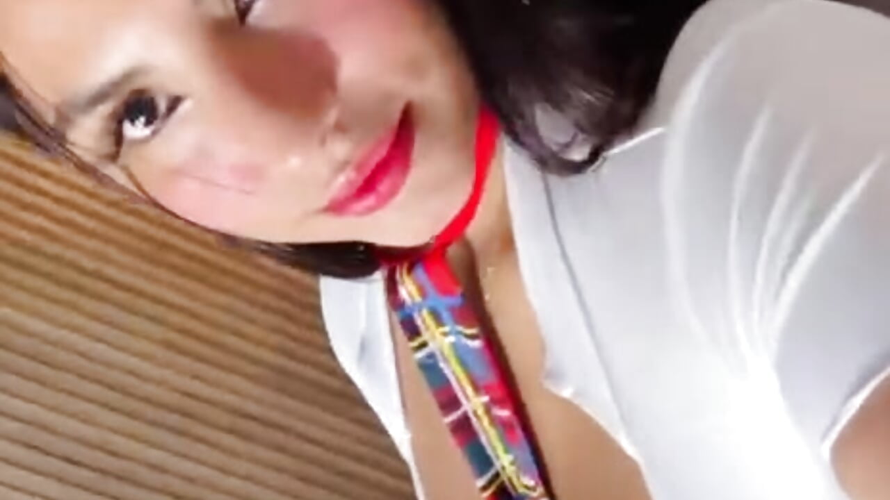 👩🏻‍🏫😏 - video oleh HannaPotther kamera model