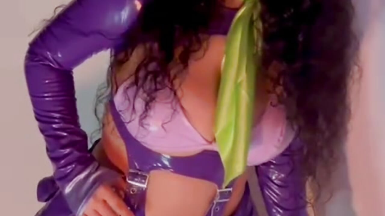 HALLOWEN 🎃 - LunaRosse_ 캠 모델의 동영상