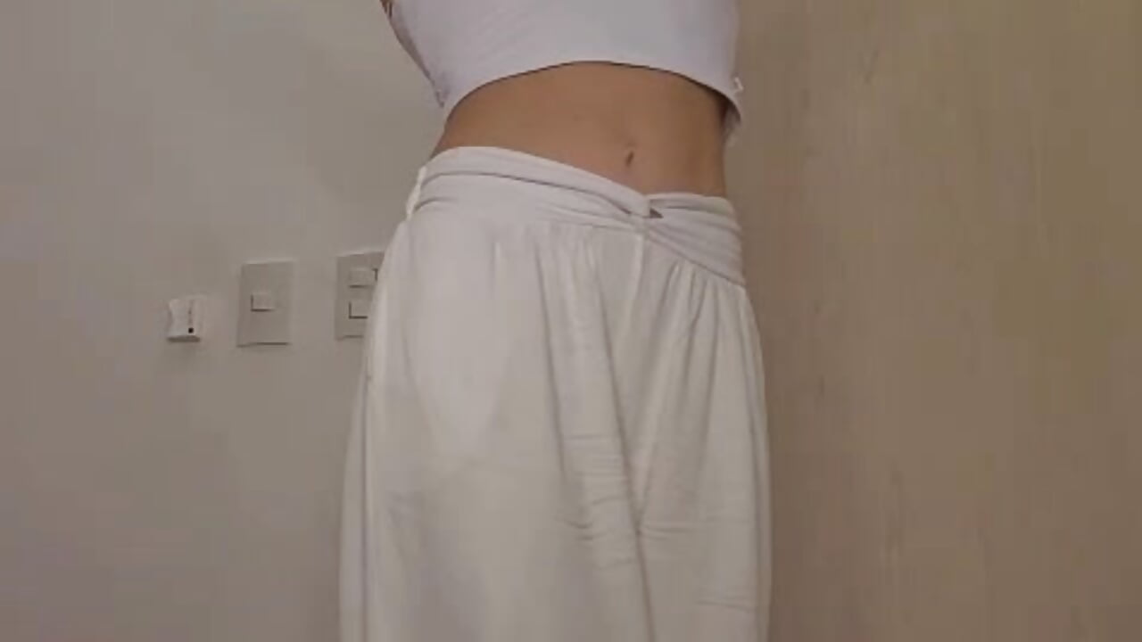 Its me! - video by miamonroee_ cam model