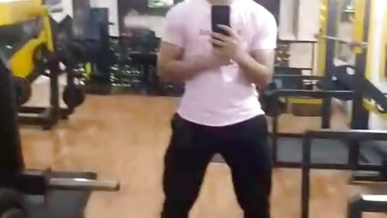 Strong hard cock exercises - video by ERBYRON_CONOR cam model