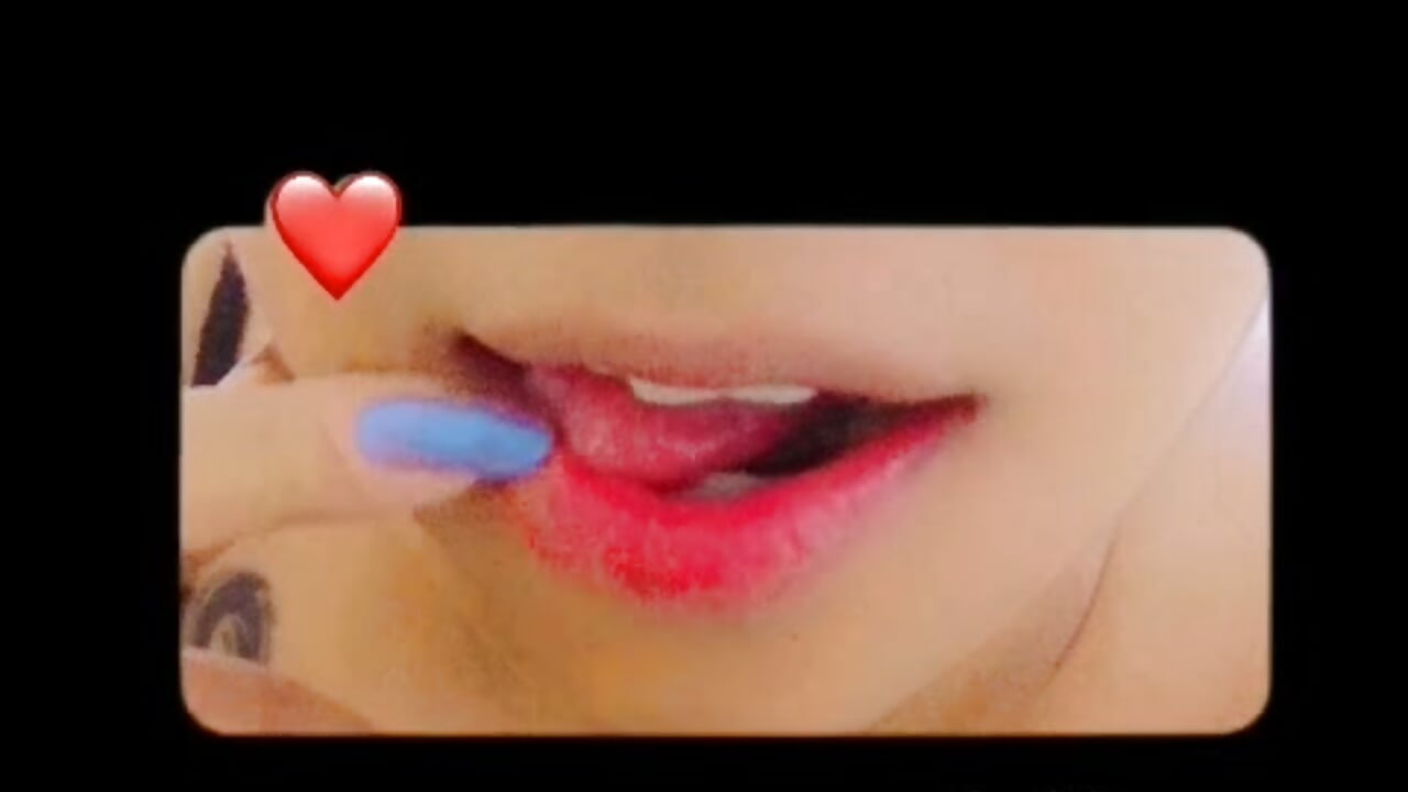 Kiss me 👄