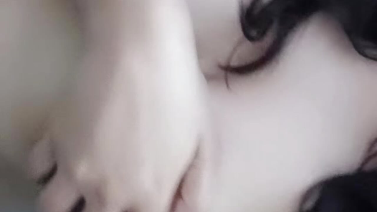 1000152239 - vidéo du modèle de showcams Your_ex_gurl