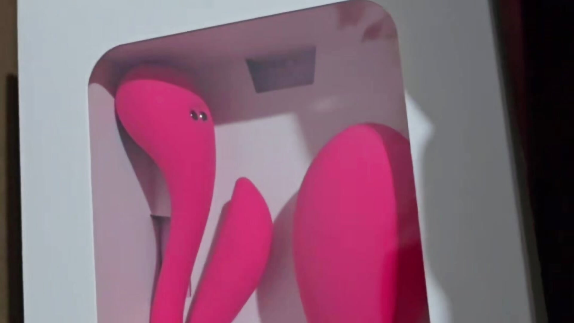 COLLAB Unboxing VIBROSA mini HONEY PLAY BOX - Vídeo de Miichellenataliaa, modelo de vídeos