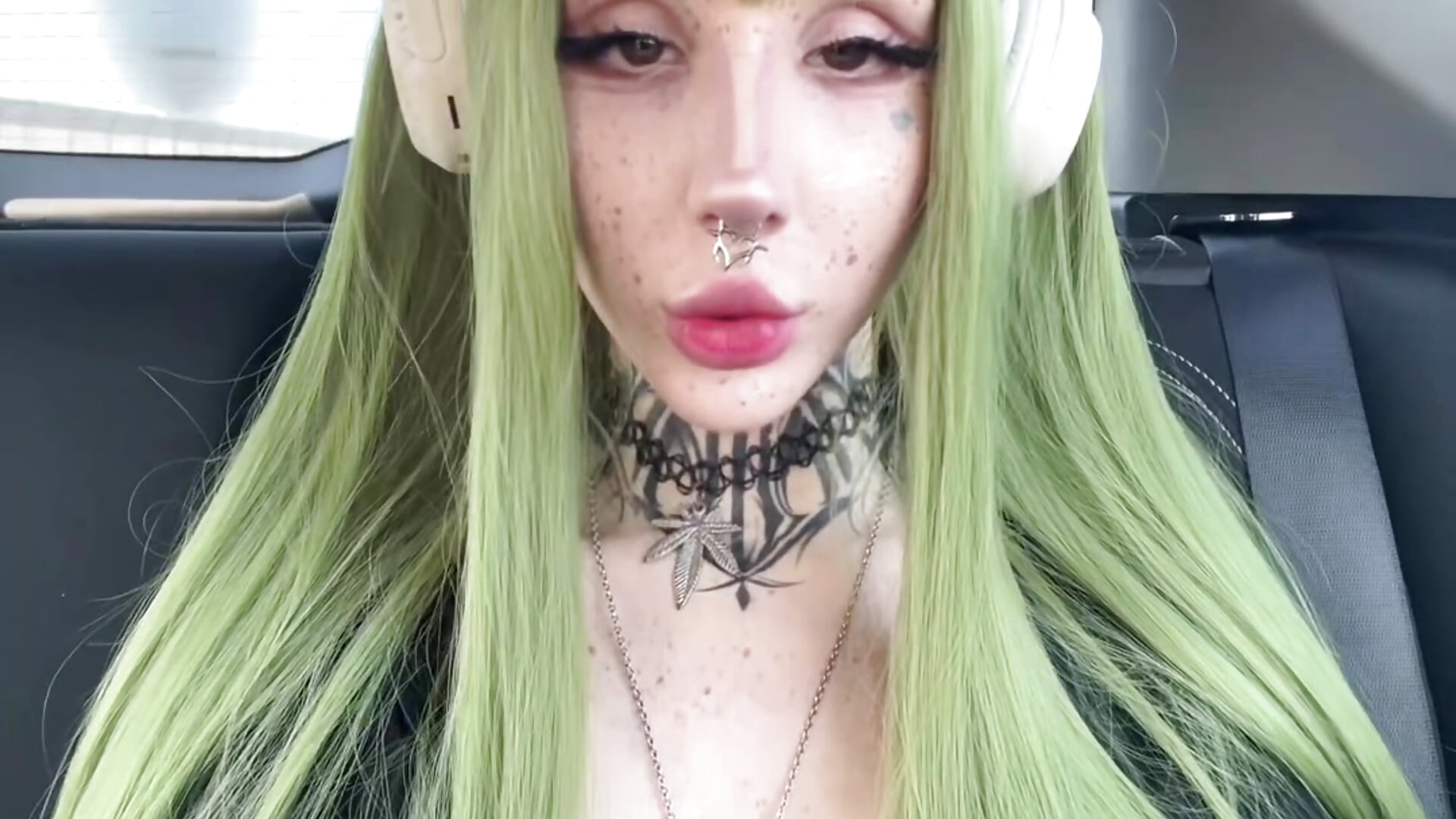 🌸🧟‍♀️ - video oleh Nana_stolass kamera model