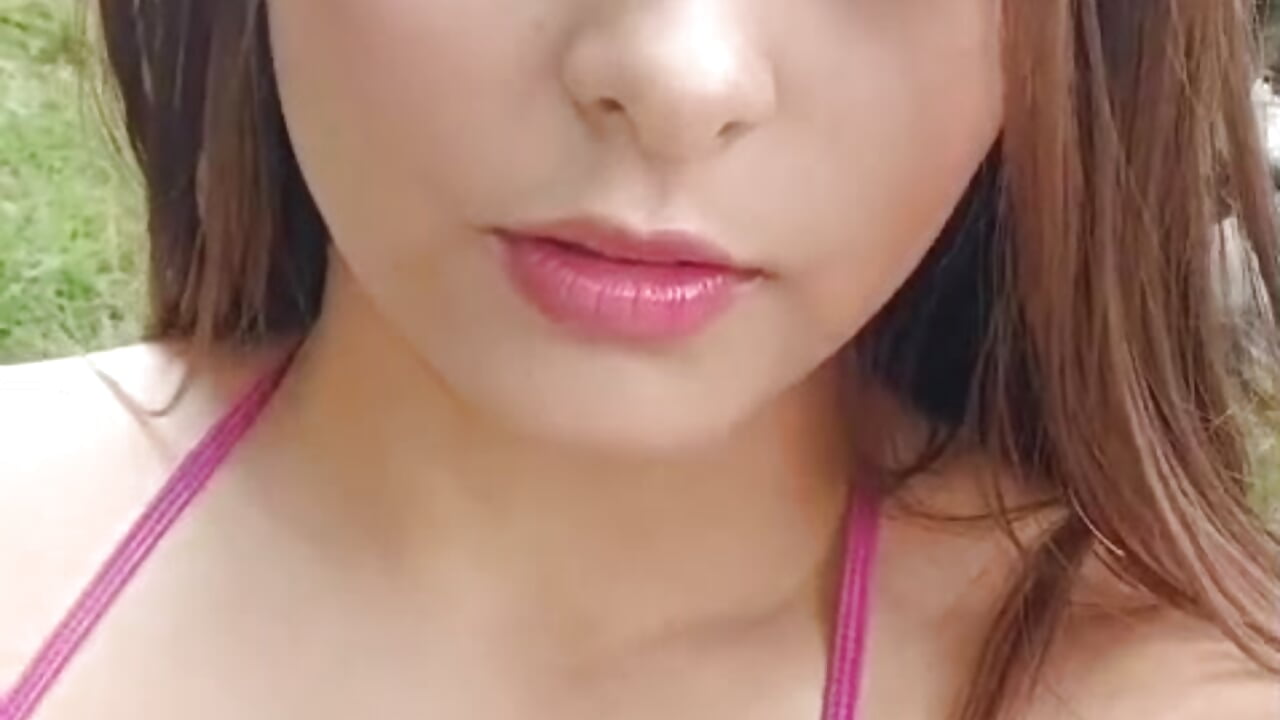 It's Tbt. Do you like my look? - video by MikaelaStone cam model