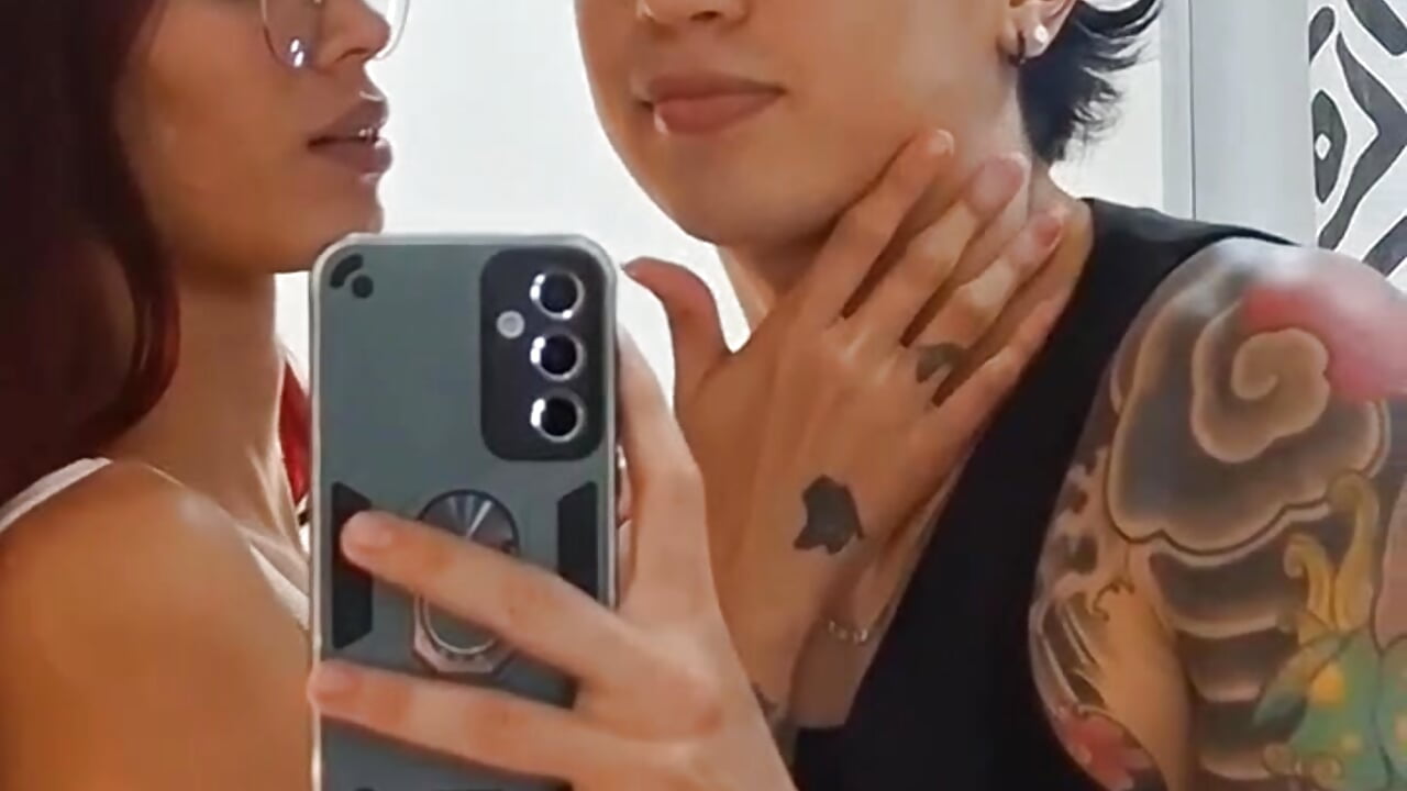 Kiss - video by Jake_And_Nicolee cam model