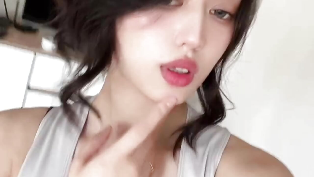 Jane! - video di SweetSakuraJane modella di cam