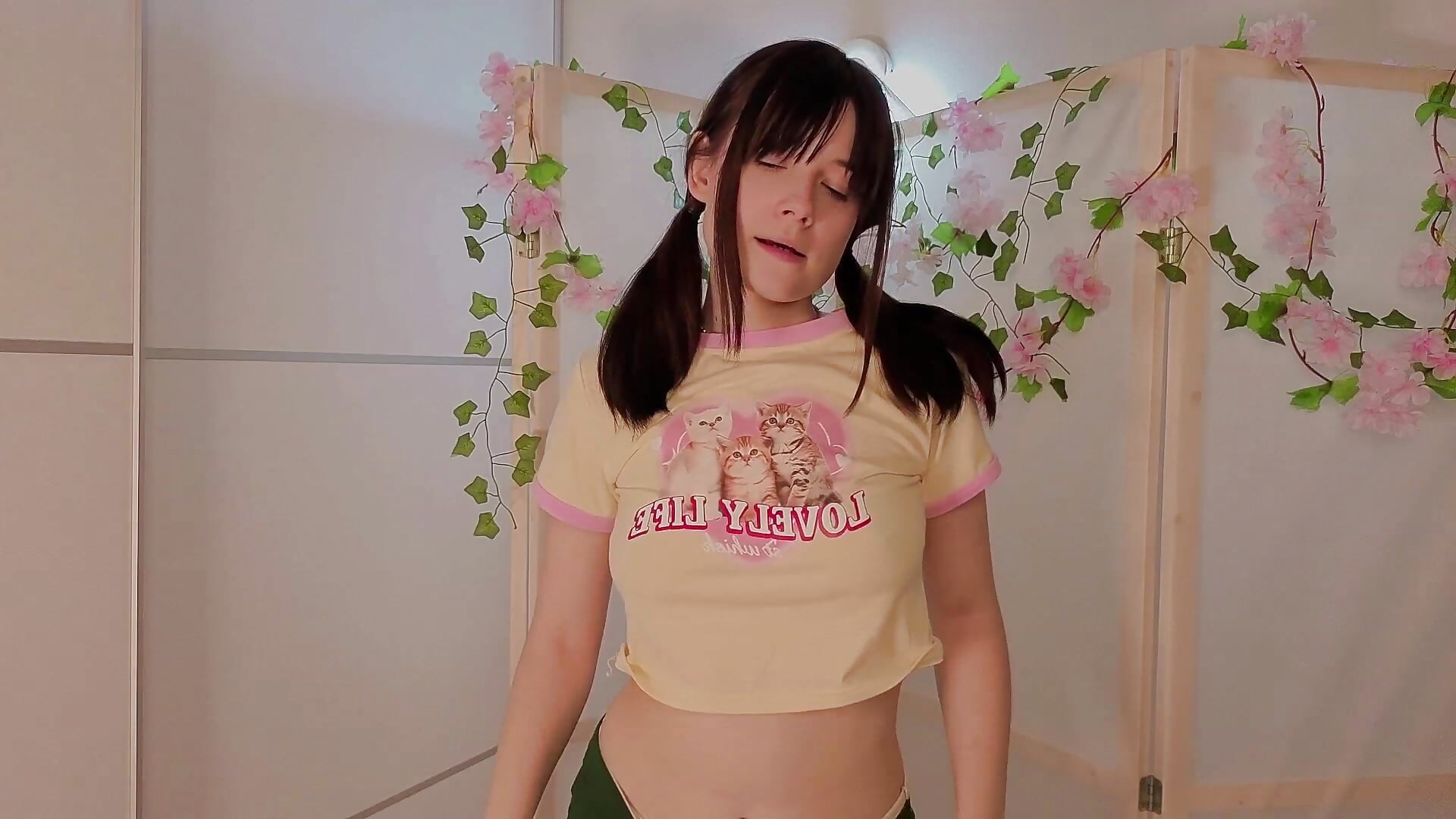 a little dance for you) - video oleh model kamera Honeey_Beee