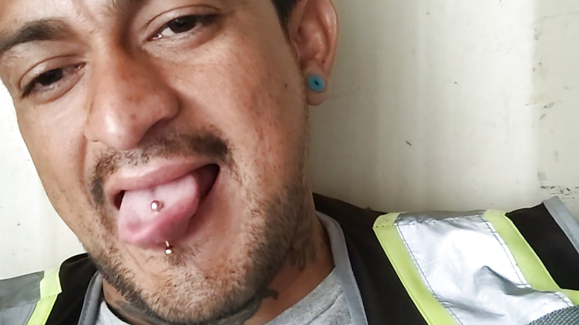 1000007668 - video by titolovemilfs cam model