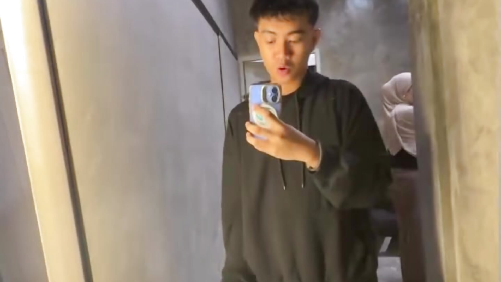 1000038554 - video by Sexyjhon078 cam model