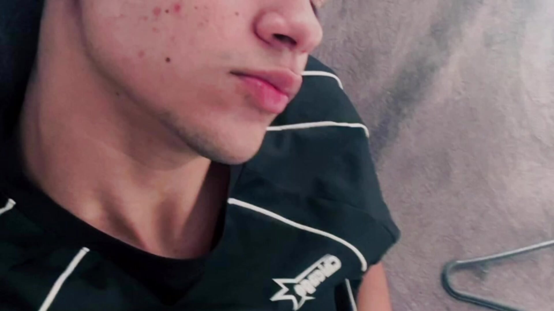 Kiss - video by alice_julls cam model