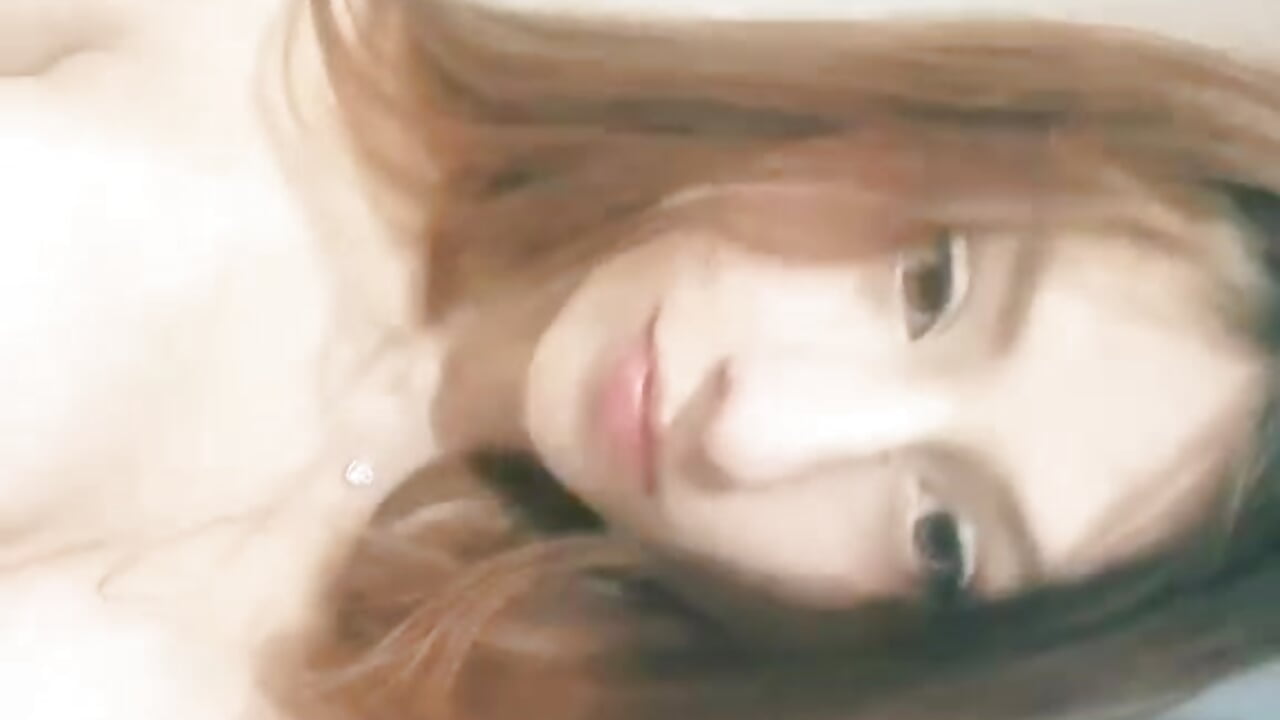 olalalalala - відео від вебкаммоделі emily_uwu0