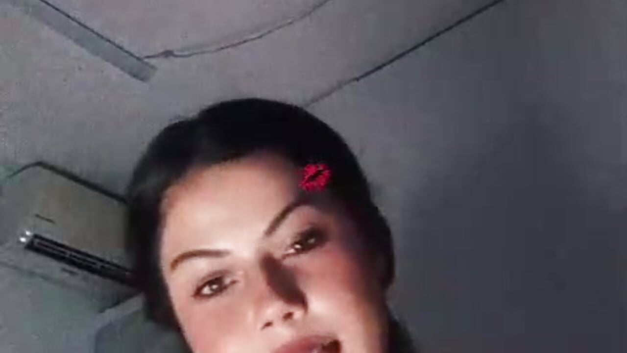 loves - video by sara_hot_18 cam model