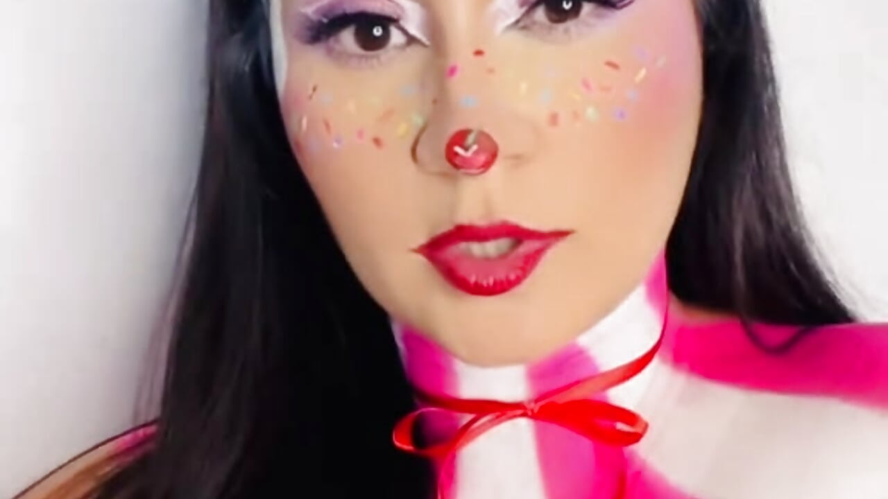 🍬🎃 Trick or treat? 👻🍭 - video by SamaraBlessed cam model
