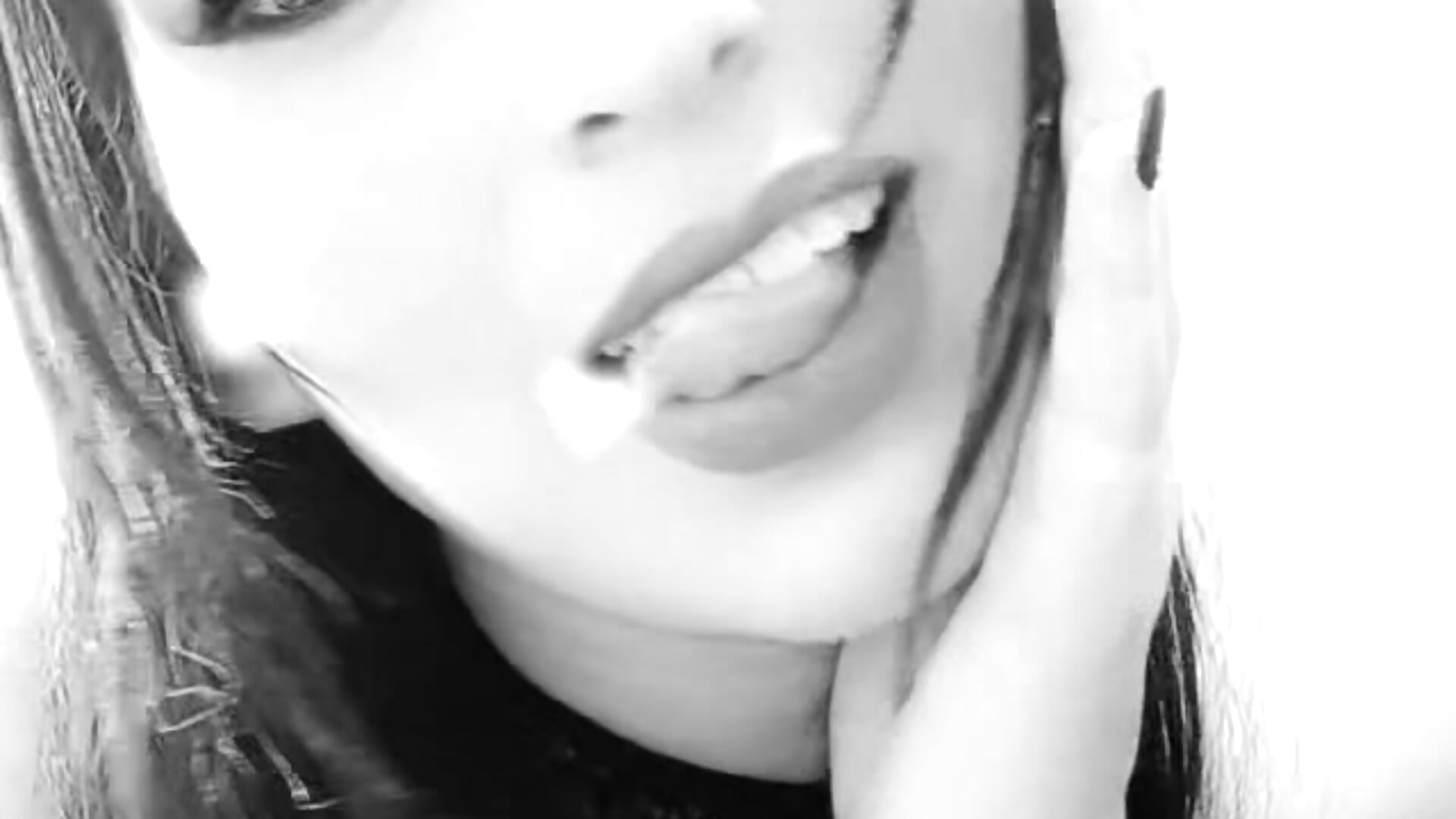 Snapchat-731990540 - video by angelicroose2 cam model