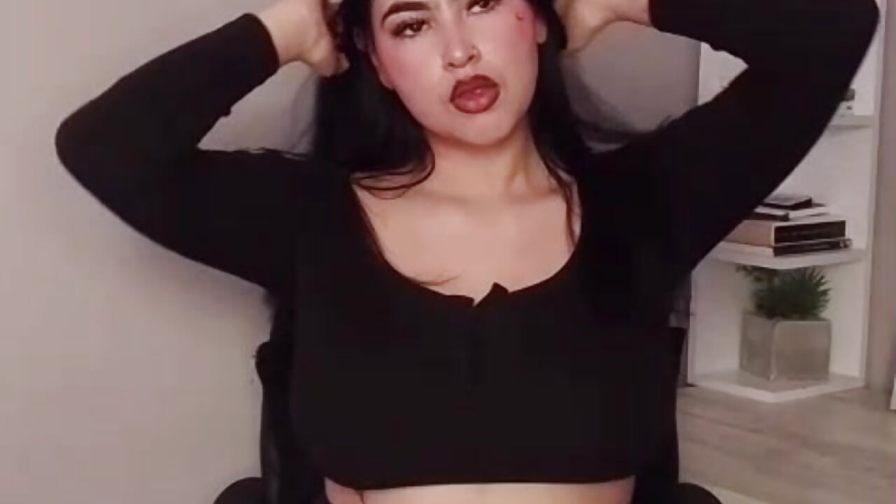 Hello !!! - video by Emma__clark_ cam model