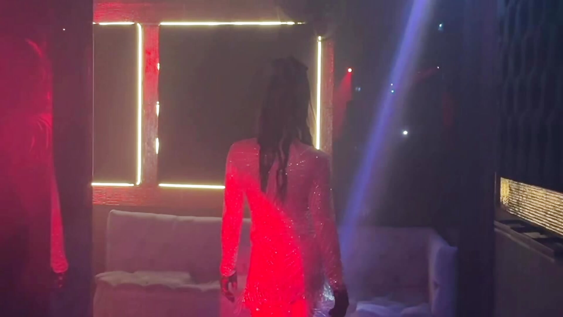 look at me - video by Crystal_________ cam model