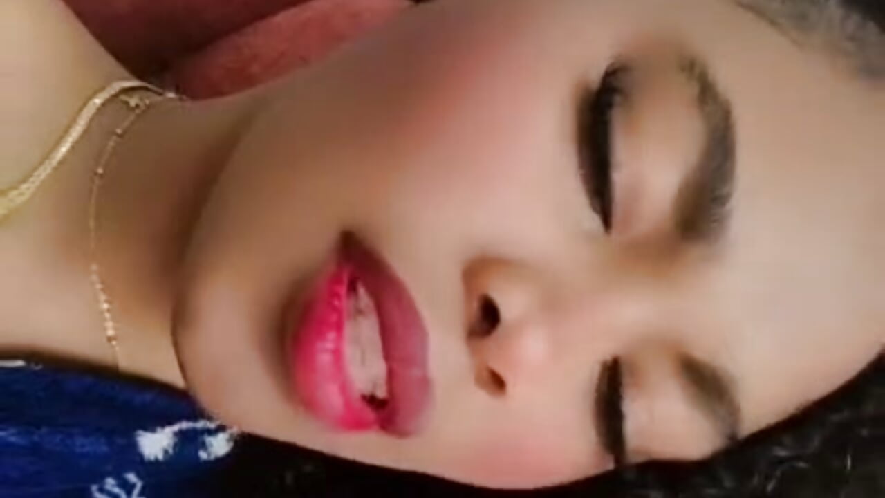 hi - video by xayurin cam model