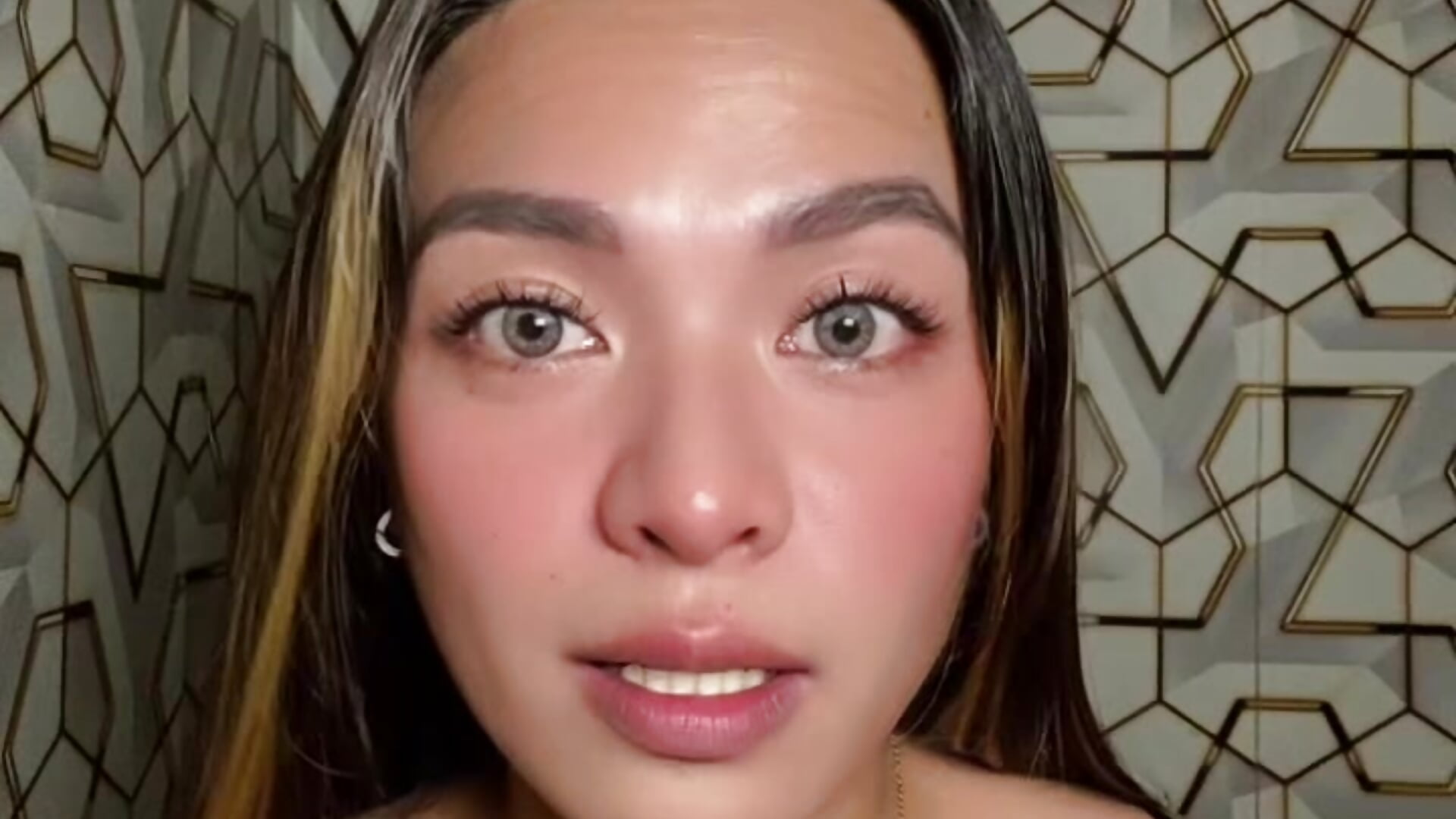 1d5c35ca9a3f4ed7a51104874abd3918 - video by Sweetcherry_ass cam model