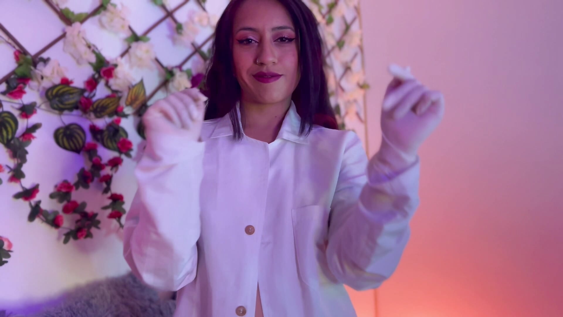 Your sexy Doctor - فيديو من Lolarosesxs موديل الكام