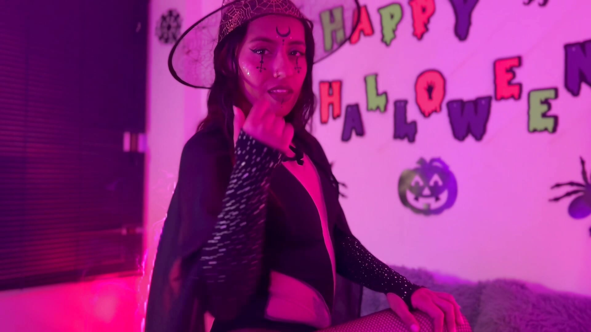 Happy Halloween - فيديو من Lolarosesxs موديل الكام