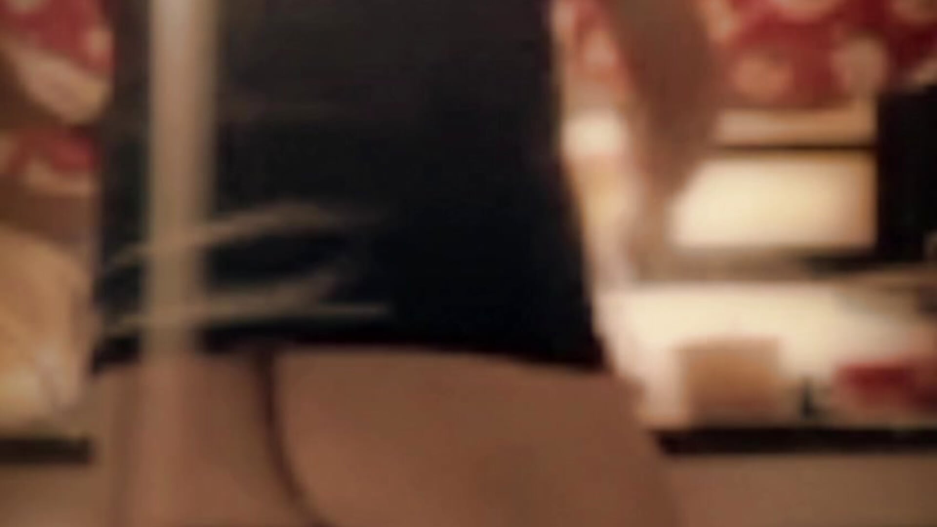 Daddy of love washing dishes naked and dancing sexy - video by bad_wolf28 cam model