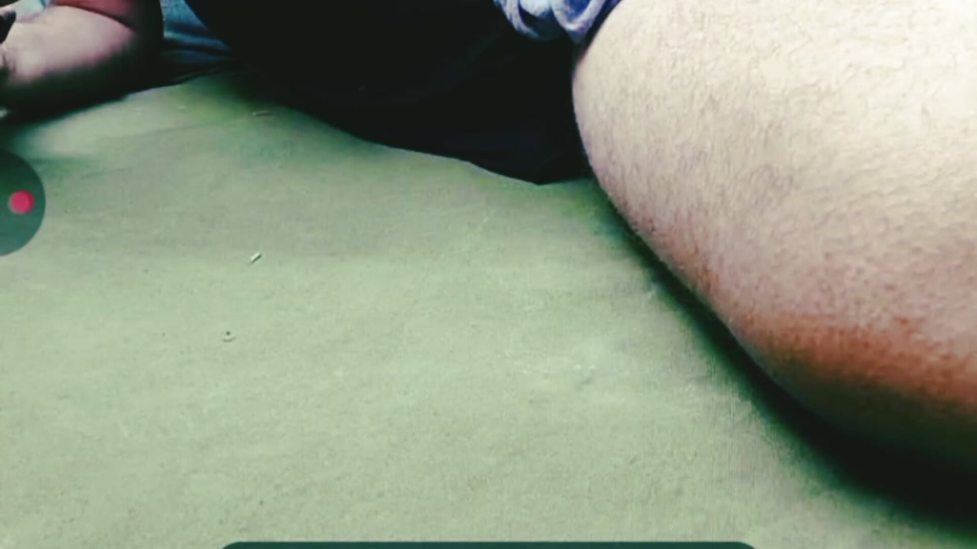 naked and doing live at the same time - video by bad_wolf28 cam model