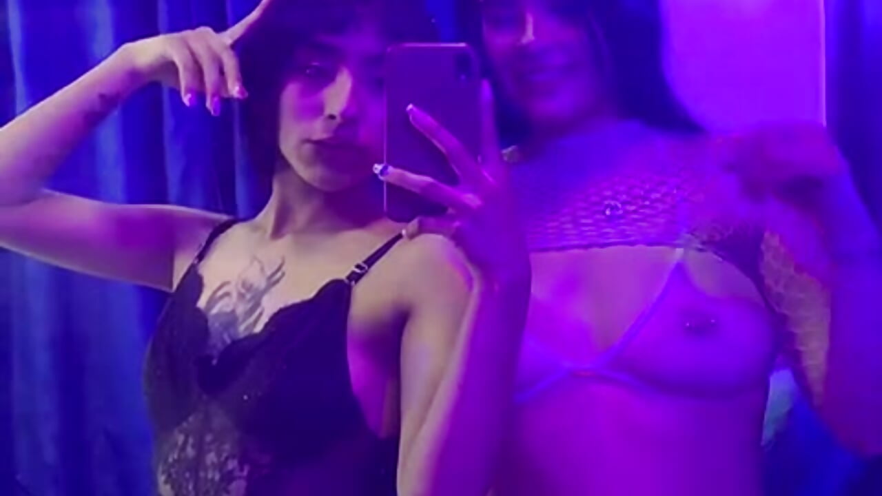 WhatsApp Video 2025-09-30 at 9,27,36 PM - video by celeesterosseee cam model