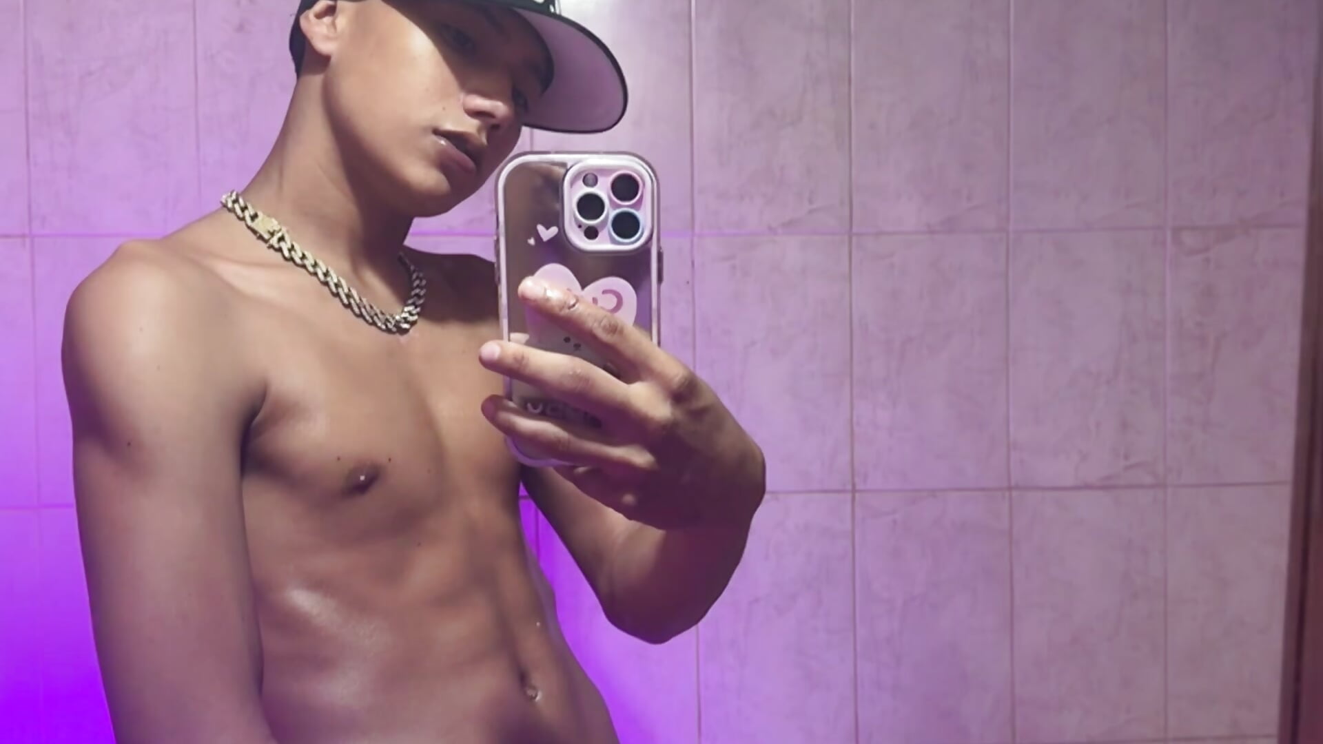 Boy hot – video modela na kameri Toy_boy777