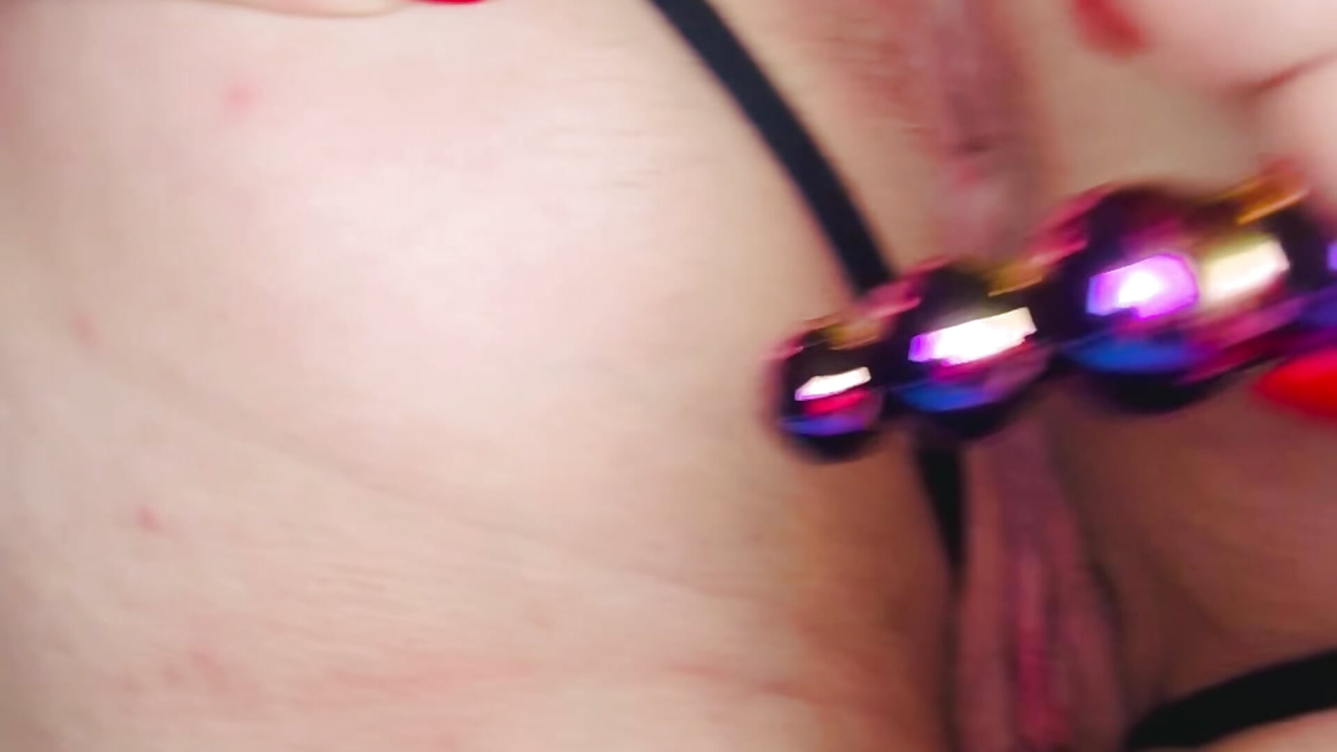 Rainbow plug in ass 💜 - video by peachyshow cam model