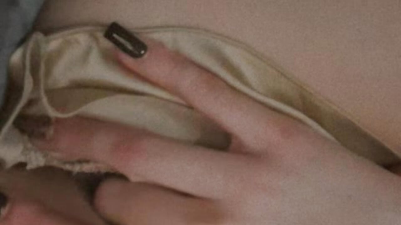 playing with my pussy💦 – video modela na kameri SelinLi