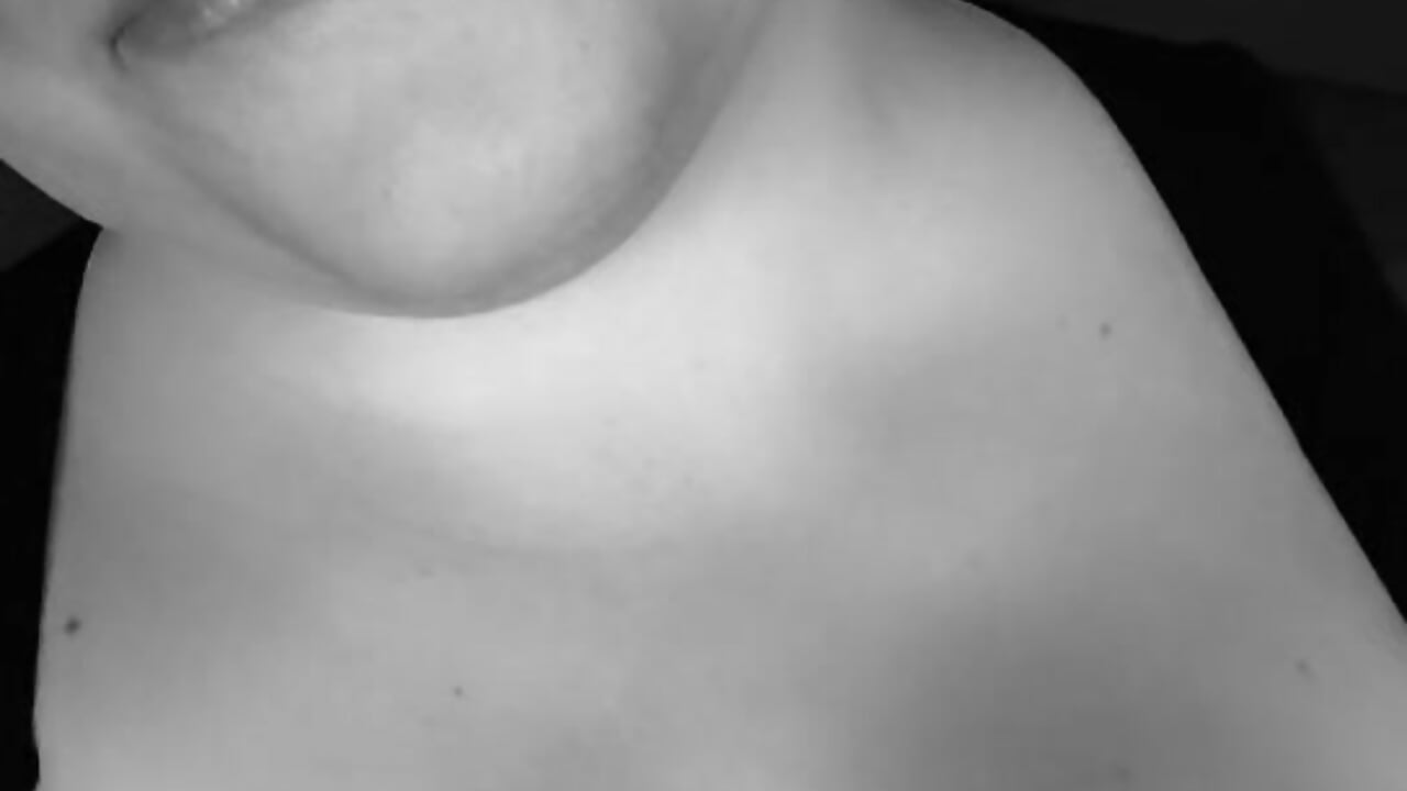 Spit on tits - فيديو من sasihasi98 موديل الكام