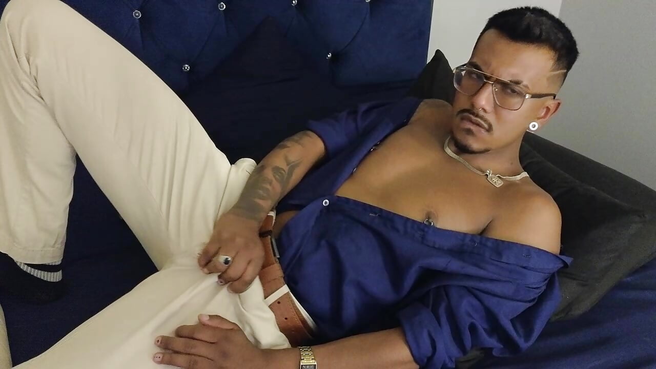 Master - video by Master_max cam model