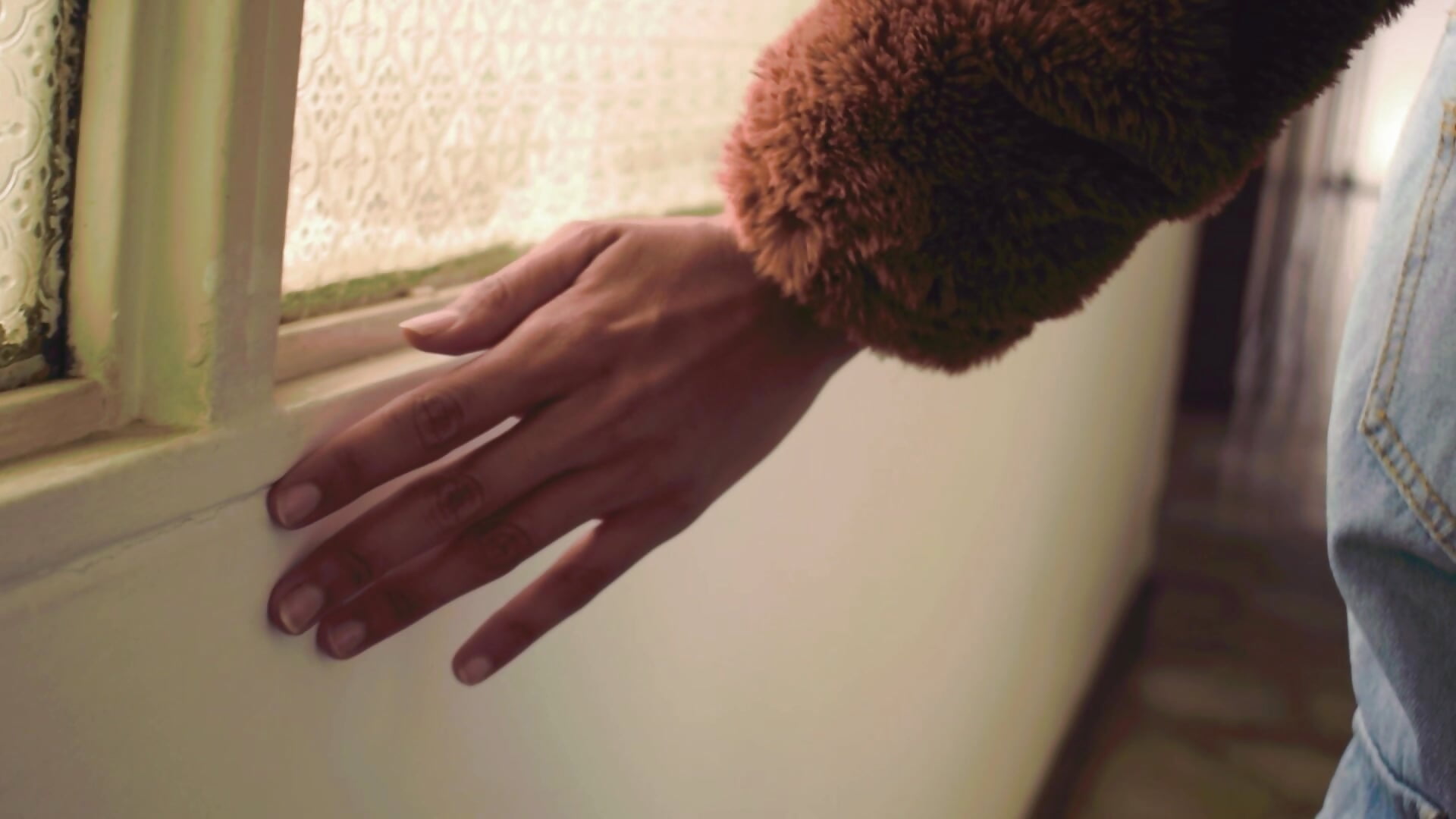 Sexy girl 😈 - video by sarah_ashbourne cam model