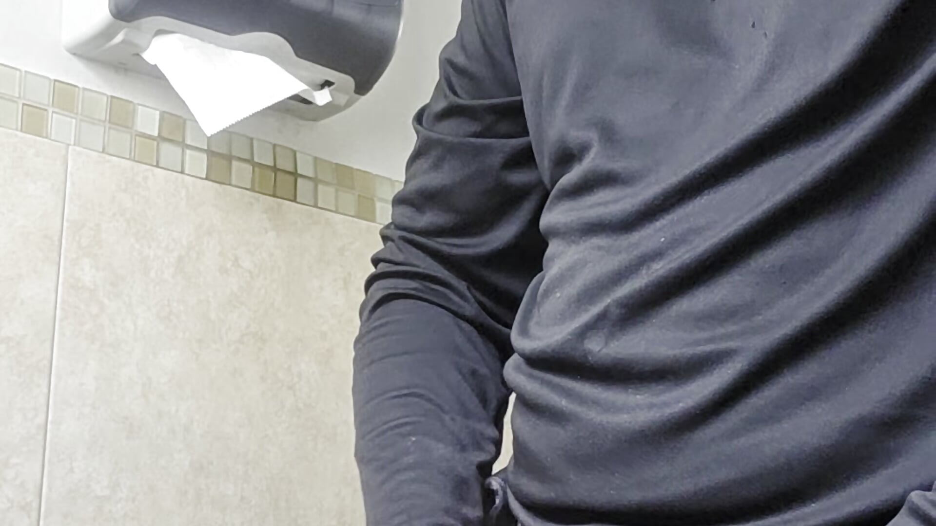 at work. - video by lucho8690 cam model