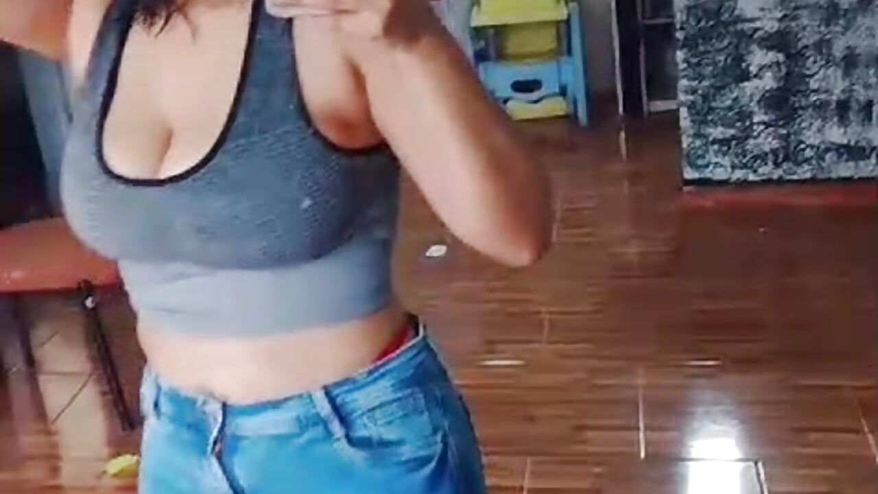 WhatsApp Video 2025-02-20 at 7,35,37 PM - βίντεο μοντέλου yesi-nursehot